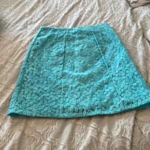 New York and Company beautifully detailed knee-length skirt, size 4.